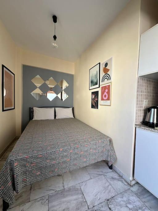 Tiny Loft Studio In The Heart Of Thessaloniki,17 Square Meters,On The Terrace Of The Building エクステリア 写真